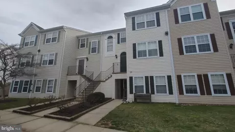 20 Amberstone Ct #B, Annapolis, MD 21403