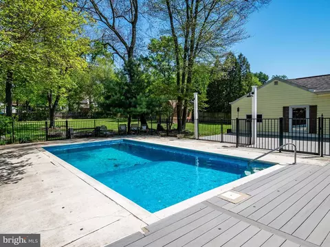 550 6th St, Pasadena, MD 21122 photo 39