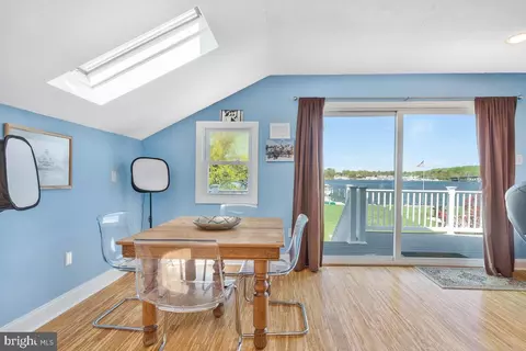 Dining - 201 Edgewater Dr, Edgewater, MD 21037 photo 2 of 2