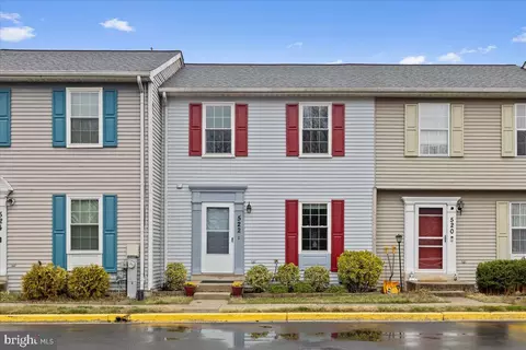 522 Domain Ct, Odenton, MD 21113