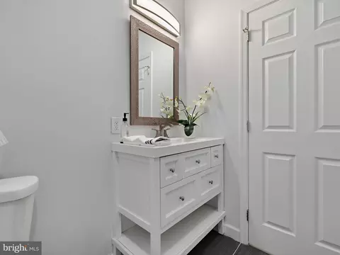 Bath - 1413 Howard Rd, Annapolis, MD 21403 photo 5 of 6