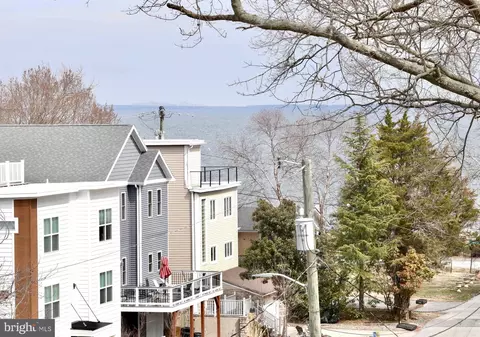 View/Area - 1413 Howard Rd, Annapolis, MD 21403 photo 2 of 22