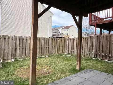 Exterior - 2034 Pinecroft Ct, Odenton, MD 21113 photo 6 of 7