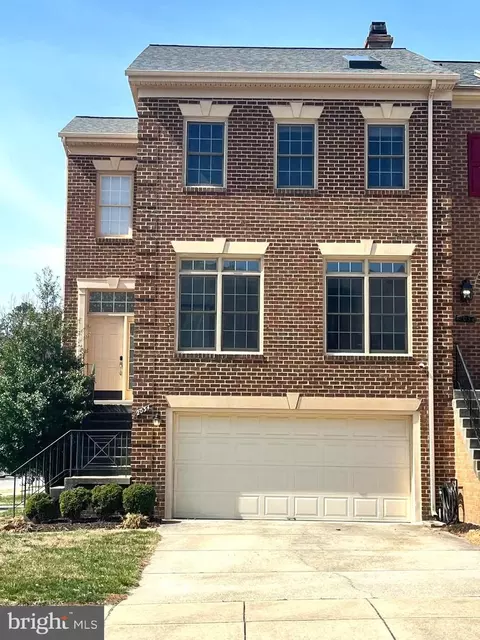 2034 Pinecroft Ct, Odenton, MD 21113