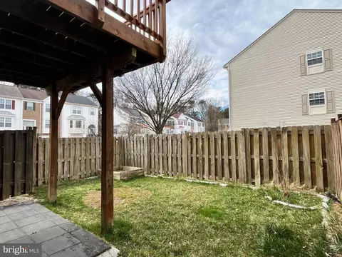 Exterior - 2034 Pinecroft Ct, Odenton, MD 21113 photo 7 of 7