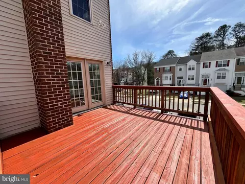 Exterior - 2034 Pinecroft Ct, Odenton, MD 21113 photo 5 of 7