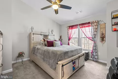 Bedroom - 724 Pine Drift Dr, Odenton, MD 21113 photo 1 of 4