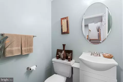 Bath - 724 Pine Drift Dr, Odenton, MD 21113 photo 2 of 2