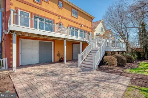 Exterior - 2111 Lake Dr, Pasadena, MD 21122 photo 17 of 37