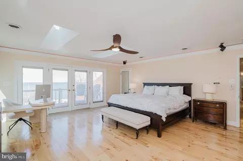 Other - 2111 Lake Dr, Pasadena, MD 21122 photo 9 of 47