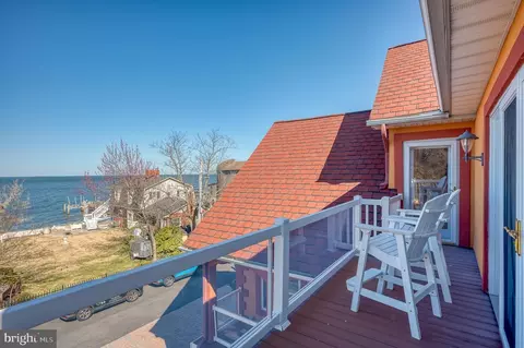 Exterior - 2111 Lake Dr, Pasadena, MD 21122 photo 5 of 37