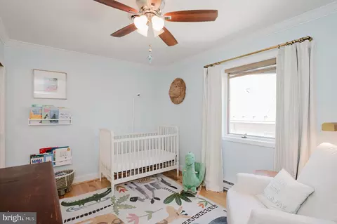 Bedroom - 2111 Lake Dr, Pasadena, MD 21122 photo 5 of 6