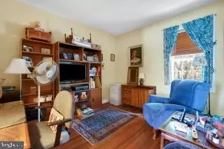 Bedroom - 41 Cornhill St, Annapolis, MD 21401 photo 7 of 8