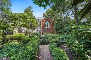 Exterior - 41 Cornhill St, Annapolis, MD 21401 photo 4 of 7