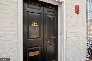Entry Way - 41 Cornhill St, Annapolis, MD 21401 photo 1 of 5