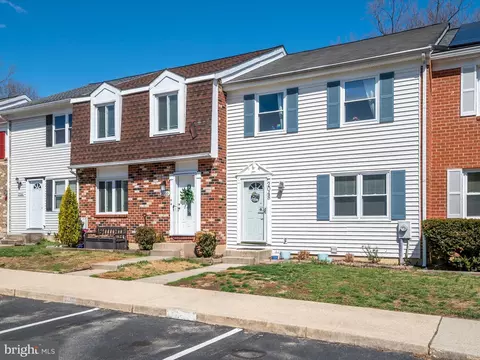 Exterior - 2048 Forest Hill Ln, Crofton, MD 21114 photo 5 of 5