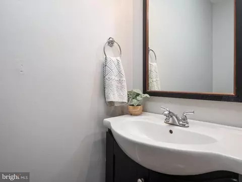 Bath - 2048 Forest Hill Ln, Crofton, MD 21114 photo 1 of 4
