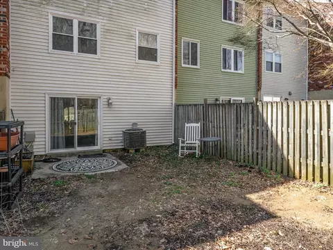 Exterior - 2048 Forest Hill Ln, Crofton, MD 21114 photo 3 of 5