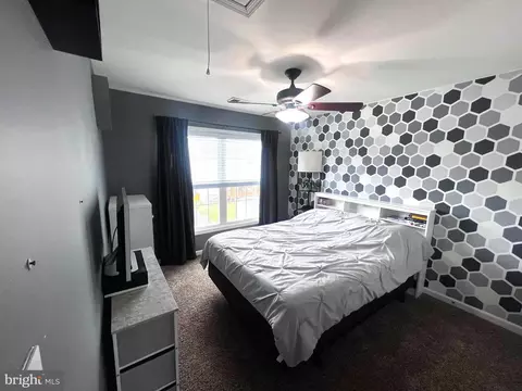 765 209th St, Pasadena, MD 21122 photo 16