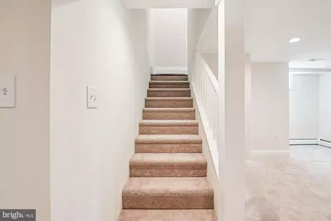 Entry Way - 223 Mountain Rd, Pasadena, MD 21122 photo 5 of 5