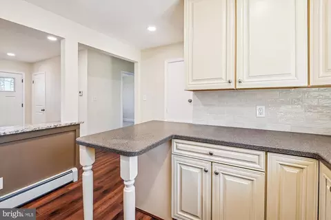 Kitchen - 223 Mountain Rd, Pasadena, MD 21122 photo 3 of 5