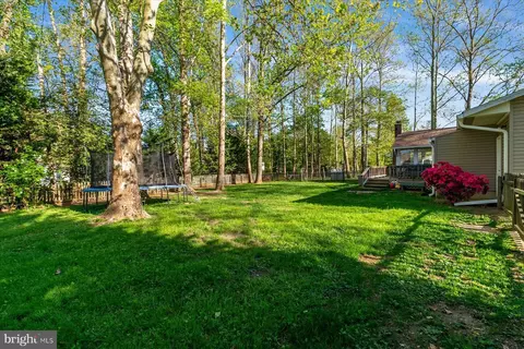 Exterior - 86 Milburn Cir, Pasadena, MD 21122 photo 7 of 13