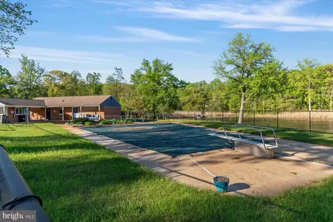 Exterior - 86 Milburn Cir, Pasadena, MD 21122 photo 13 of 13
