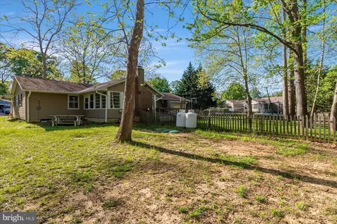Exterior - 86 Milburn Cir, Pasadena, MD 21122 photo 10 of 13