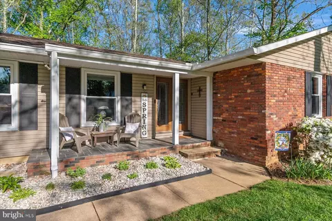 Exterior - 86 Milburn Cir, Pasadena, MD 21122 photo 3 of 13