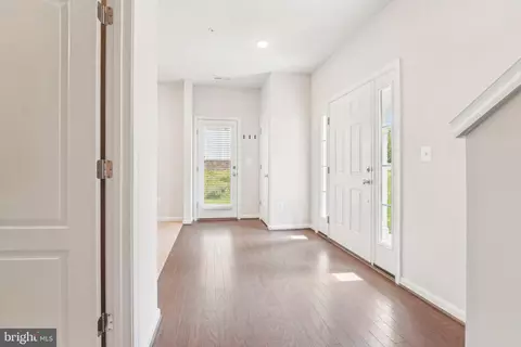 Entry Way - 2542 Debert Cir, Hanover, MD 21076 photo 1 of 10