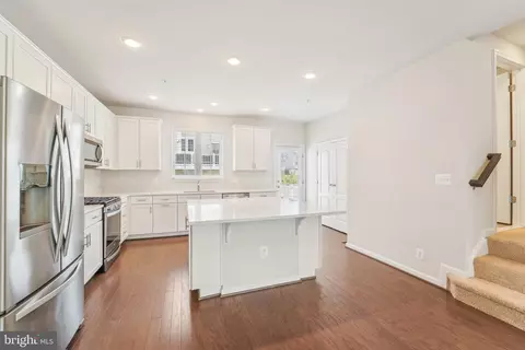 Kitchen - 2542 Debert Cir, Hanover, MD 21076 photo 1 of 4