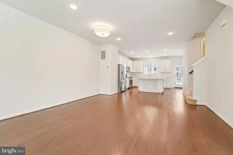 Living - 2542 Debert Cir, Hanover, MD 21076 photo 3 of 7