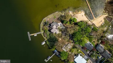 300 S Riverside Dr, Crownsville, MD 21032