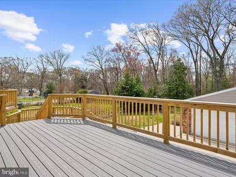 Exterior - 212 Oak Dr, Pasadena, MD 21122 photo 8 of 15