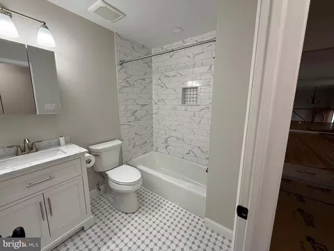 Bath - 212 Oak Dr, Pasadena, MD 21122 photo 4 of 6