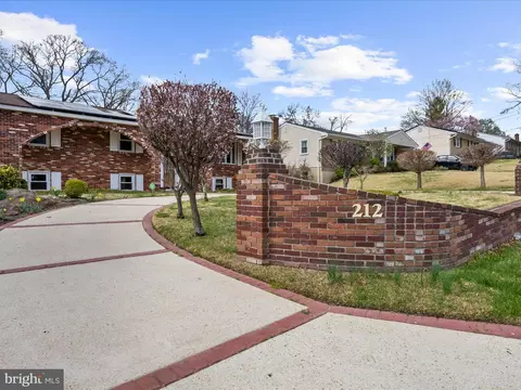Exterior - 212 Oak Dr, Pasadena, MD 21122 photo 7 of 15