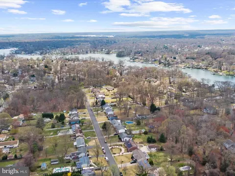 View/Area - 212 Oak Dr, Pasadena, MD 21122 photo 8 of 12