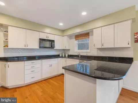 Kitchen - 503 Macmillan Ct, Arnold, MD 21012 photo 1 of 6