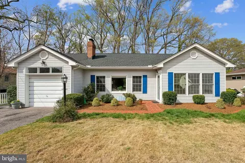 10 Giddings Ave, Severna Park, MD 21146