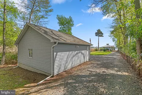 Exterior - 1080 Mayo Rd, Edgewater, MD 21037 photo 16 of 16