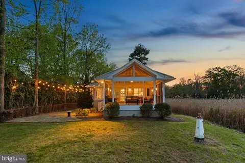 Exterior - 1080 Mayo Rd, Edgewater, MD 21037 photo 12 of 16