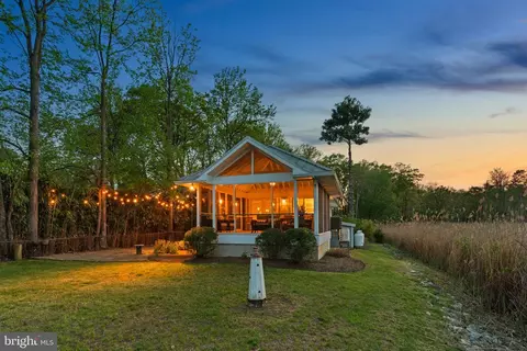 Exterior - 1080 Mayo Rd, Edgewater, MD 21037 photo 13 of 16