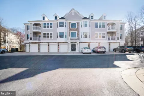 903 Noah Winfield Ter #303, Annapolis, MD 21409