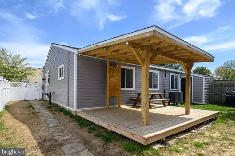 Exterior - 7728 Notley Rd, Pasadena, MD 21122 photo 6 of 6