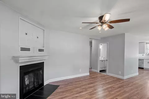 Living - 7728 Notley Rd, Pasadena, MD 21122 photo 4 of 5