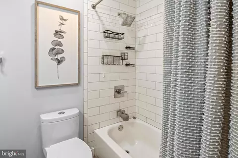 Bath - 7728 Notley Rd, Pasadena, MD 21122 photo 2 of 2
