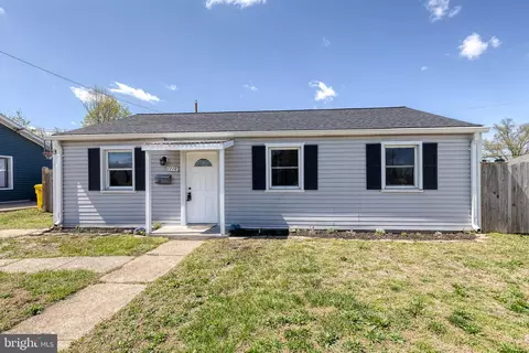 1718 Lansing Rd, Glen Burnie, MD 21060