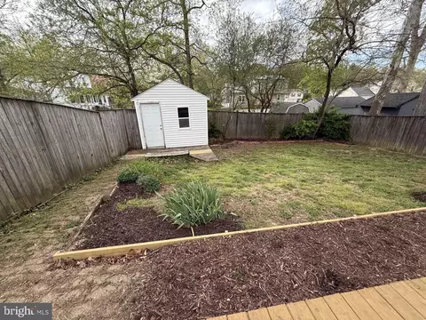Exterior - 652 Chapelview Dr, Odenton, MD 21113 photo 7 of 15