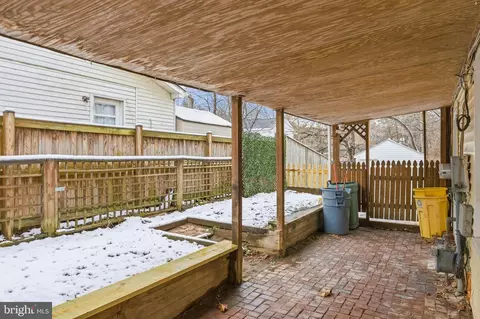Exterior - 652 Chapelview Dr, Odenton, MD 21113 photo 14 of 15