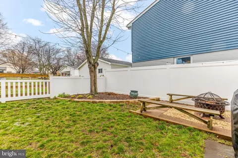 Exterior - 432 Silver Run Rd, Edgewater, MD 21037 photo 6 of 7